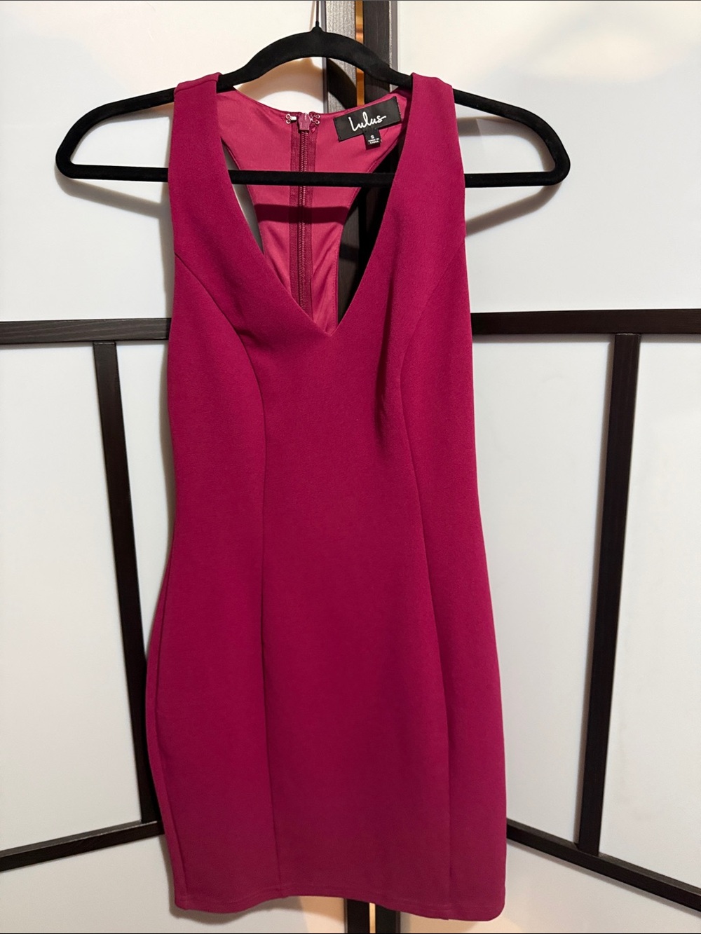 Lulu's V Bodycon Mini Dress